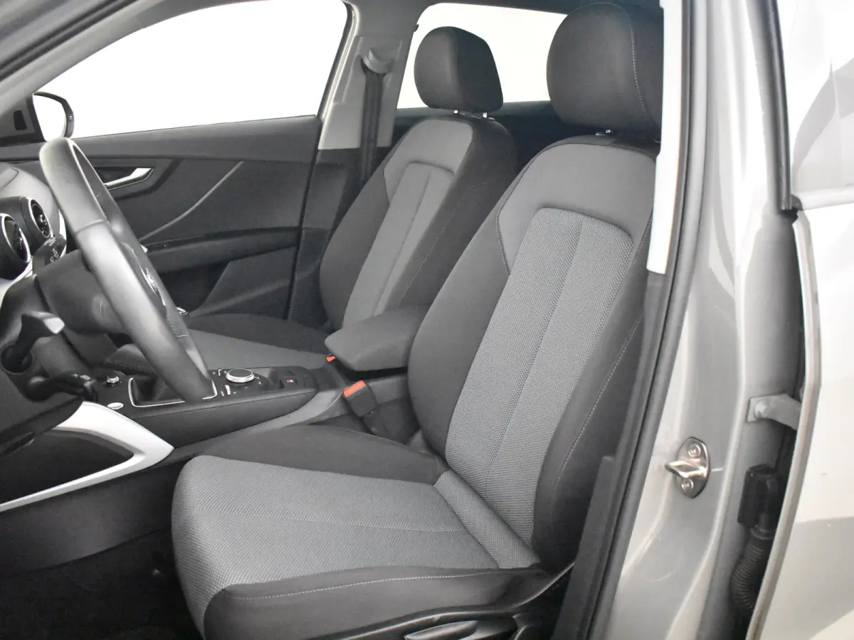 30 TFSI S Edition l Panorama Dak | Keyless entry/start | Stoelverwarming | Dodehoek detectie | Elektr achterklep |DAB | LED | Navi | 18"LMV