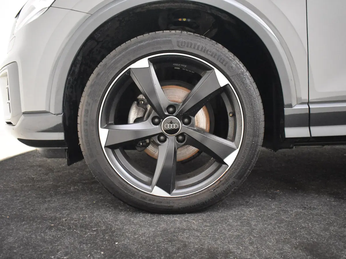 30 TFSI S Edition l Panorama Dak | Keyless entry/start | Stoelverwarming | Dodehoek detectie | Elektr achterklep |DAB | LED | Navi | 18"LMV