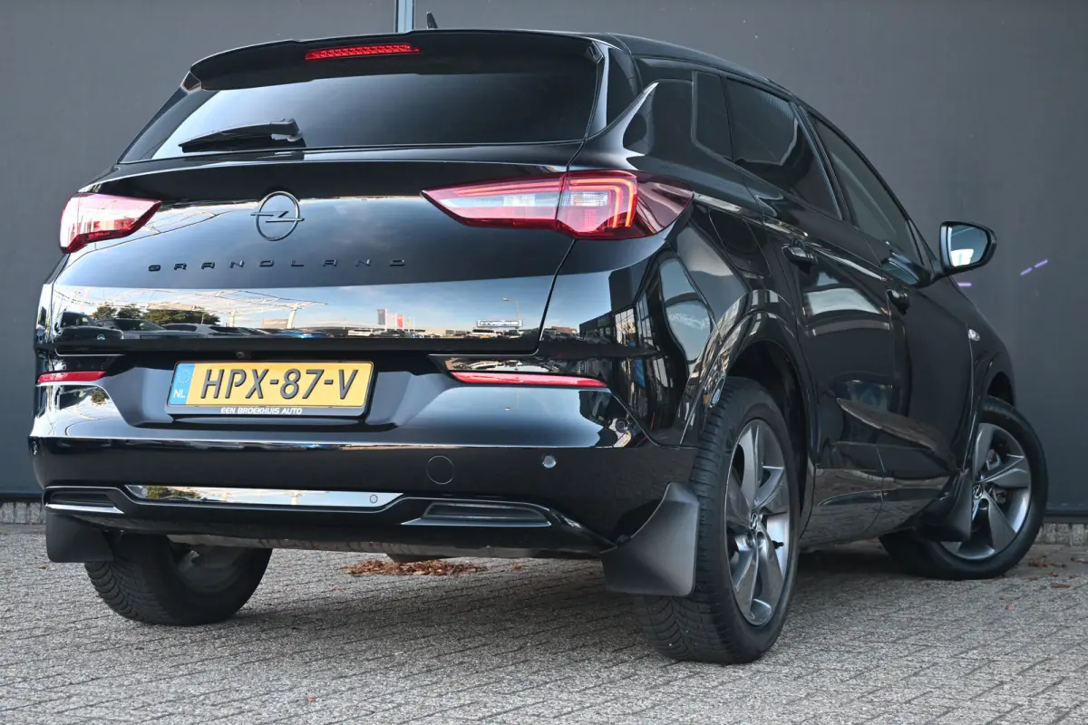 1.6 Turbo Plug-In Hybrid GS | Alcantara | 360 Camera | Navigatie | Intelli-Lux LED | Adaptive Cruise | Stoel/Stuurverwarming | !!