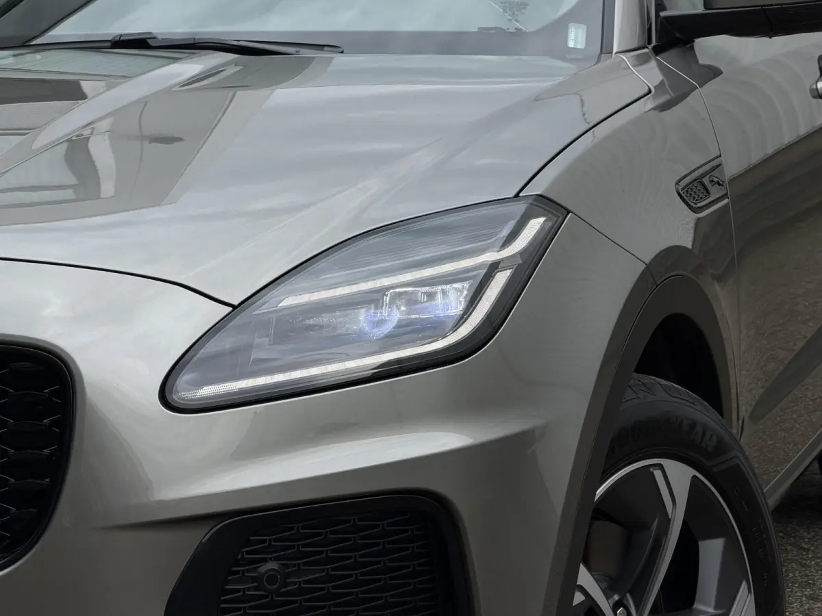 1.5 P300e AWD R-Dynamic HSE | Leder/Carplay/3D-Camera/Memory/Meridian