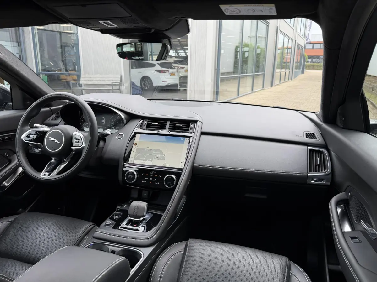 1.5 P300e AWD R-Dynamic HSE | Leder/Carplay/3D-Camera/Memory/Meridian
