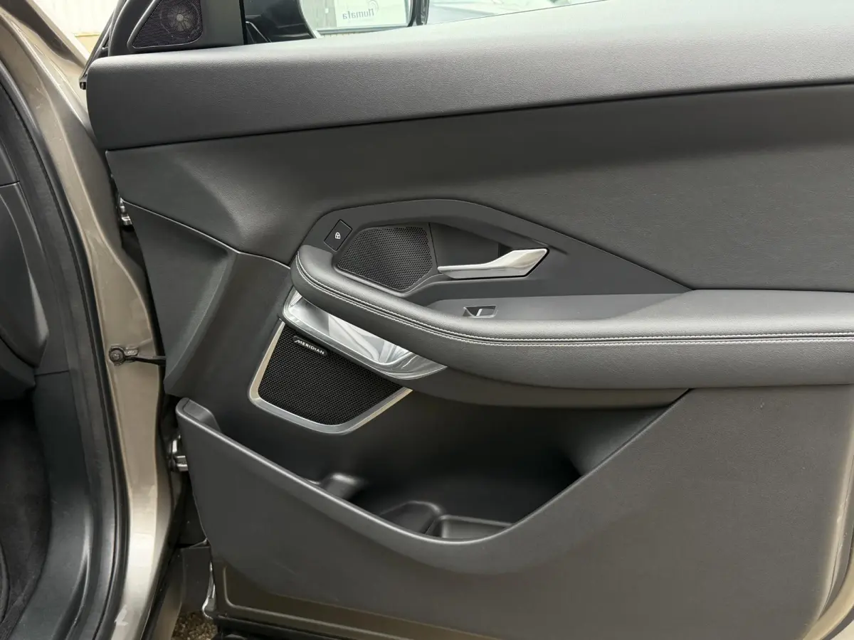 1.5 P300e AWD R-Dynamic HSE | Leder/Carplay/3D-Camera/Memory/Meridian