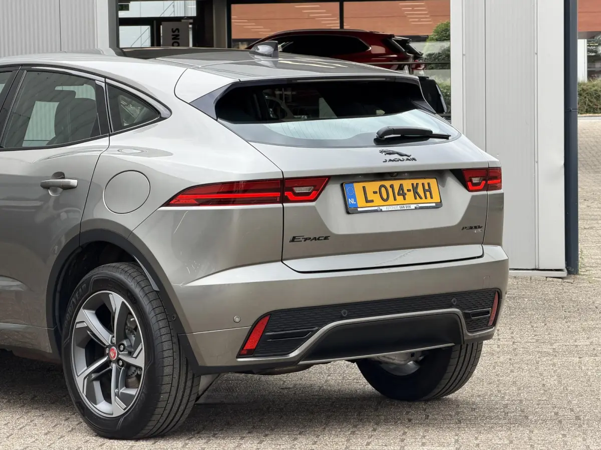 1.5 P300e AWD R-Dynamic HSE | Leder/Carplay/3D-Camera/Memory/Meridian