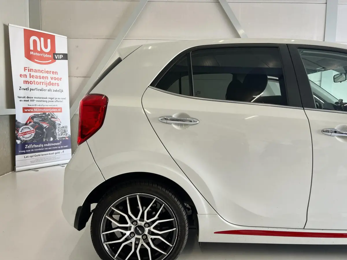 1.2 CVVT | GT-Line| Automaat | BLIS | Carplay