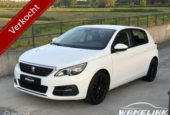 1.2 PureTech Blue Lease Premium