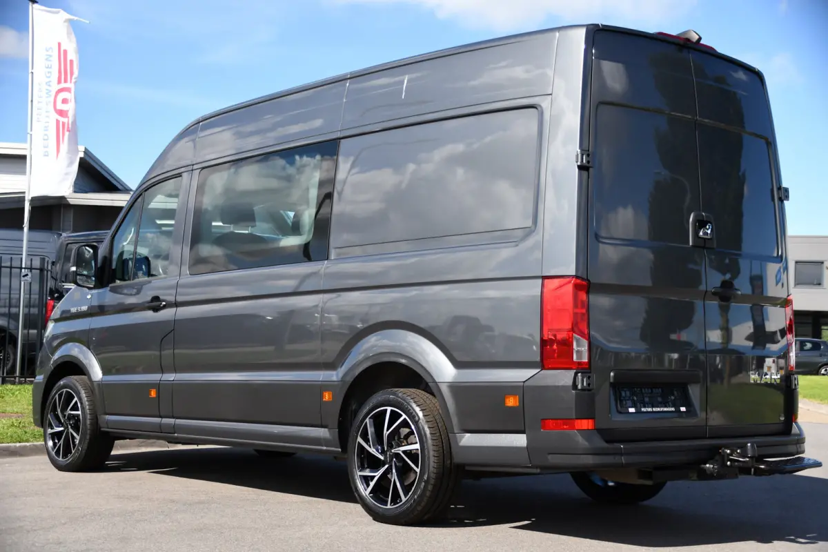 3.180 35 2.0 L3H3 DC PB Edition Camera, Cruise, Carplay, LED, Automaat, Stoelverwarming, Leder, Trekhaak, Sensoren, Uniek!