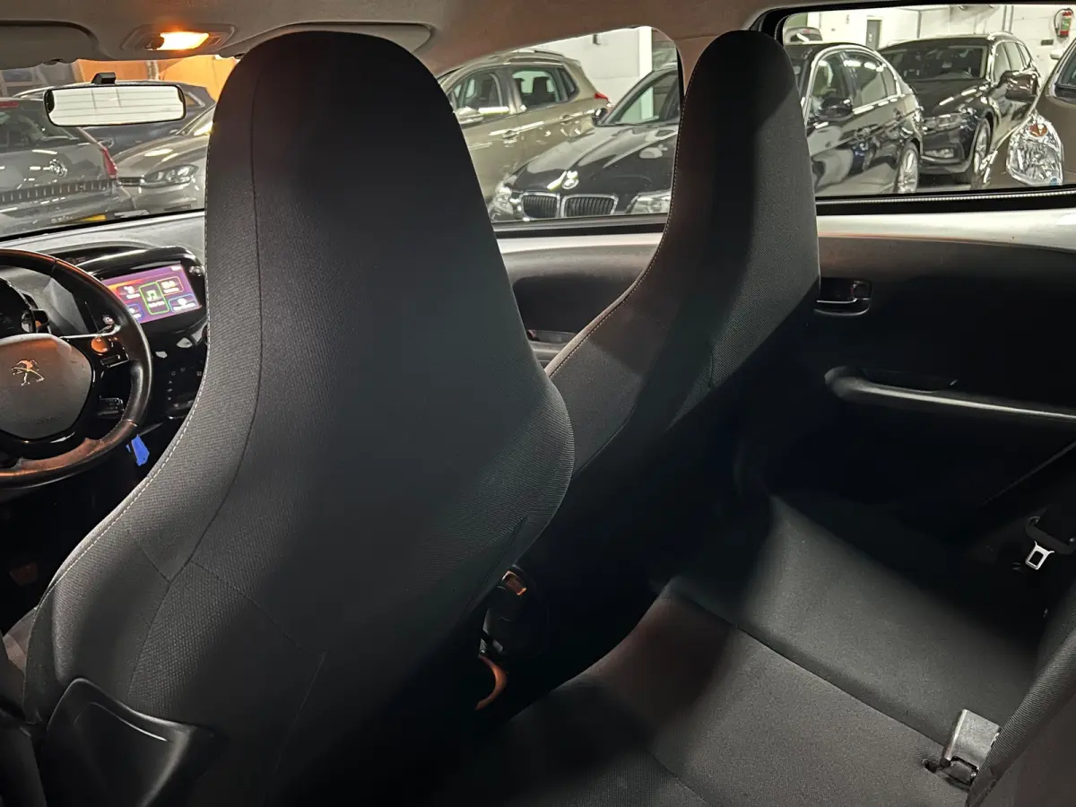 1.0 e-VTi Blue Lease Executive CAMERA / CARPLAY