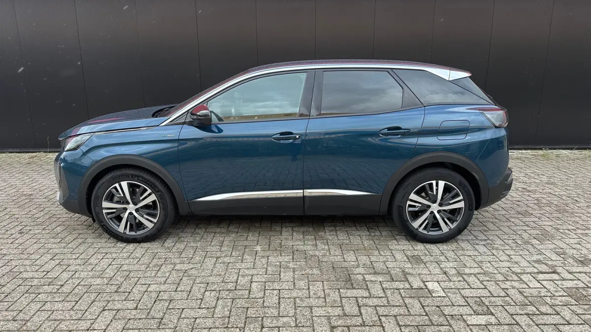 1.6 HYbrid 225 Allure Pack Business | Apple Carplay / Android Auto | Plug-in | Achteruitrij Camera | Climate Control | Navigatie | Stoelverwarming Voor | Cruise Control | | Achteruitrijcamer