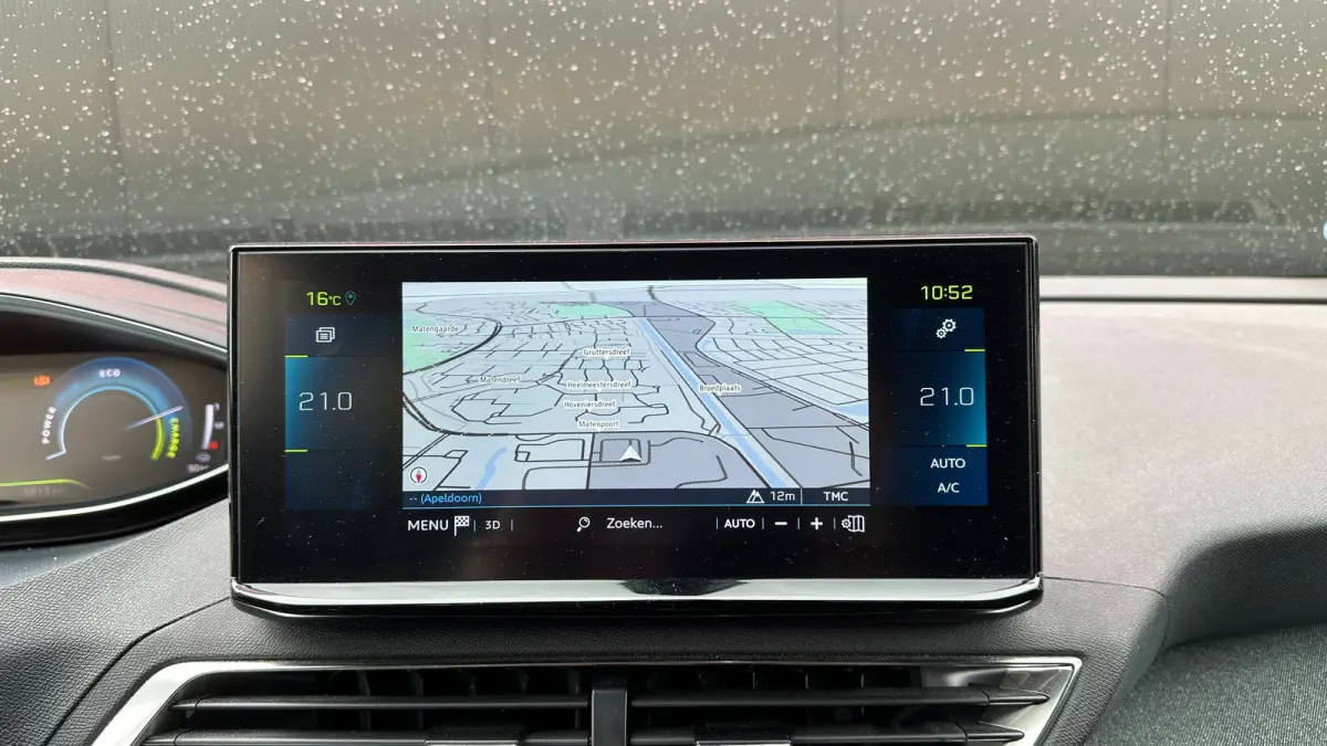 1.6 HYbrid 225 Allure Pack Business | Apple Carplay / Android Auto | Plug-in | Achteruitrij Camera | Climate Control | Navigatie | Stoelverwarming Voor | Cruise Control | | Achteruitrijcamer