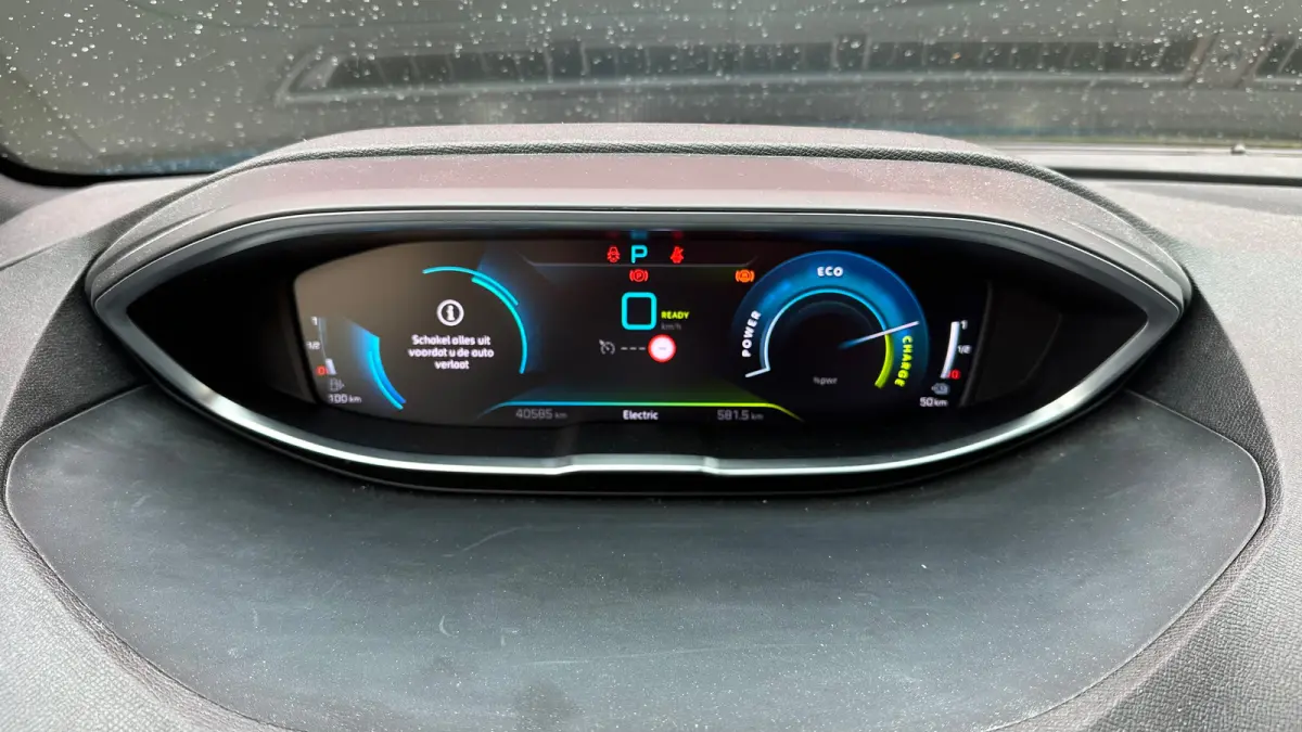 1.6 HYbrid 225 Allure Pack Business | Apple Carplay / Android Auto | Plug-in | Achteruitrij Camera | Climate Control | Navigatie | Stoelverwarming Voor | Cruise Control | | Achteruitrijcamer