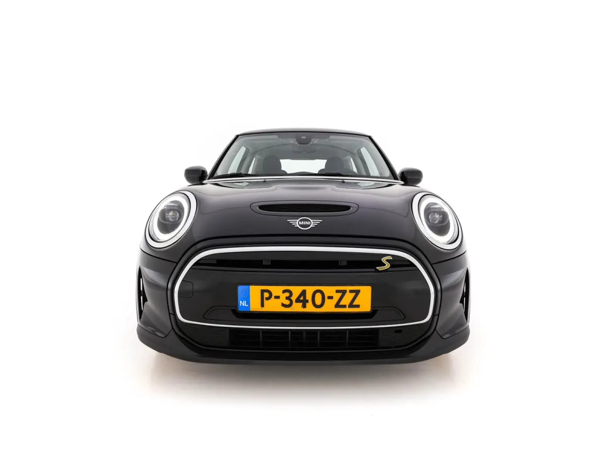 MINI Yours 33 kWh [3-Fase-11kW] {SoH-96%} (INCL-BTW) Aut. *HEATPUMP | LEATHER-ALCANTARA | FULL-LED | NAVI-FULLMAP | SPORTSEATS | AMBIENTLIGHT | DIGI-COCKPIT | DAB+ | ECC | PDC | CRUISE | 16'