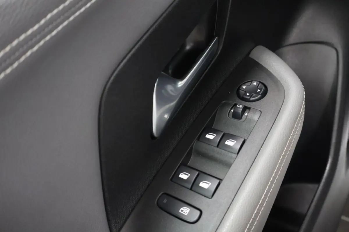 1.2 Turbo Elegance | Keyless | Navi