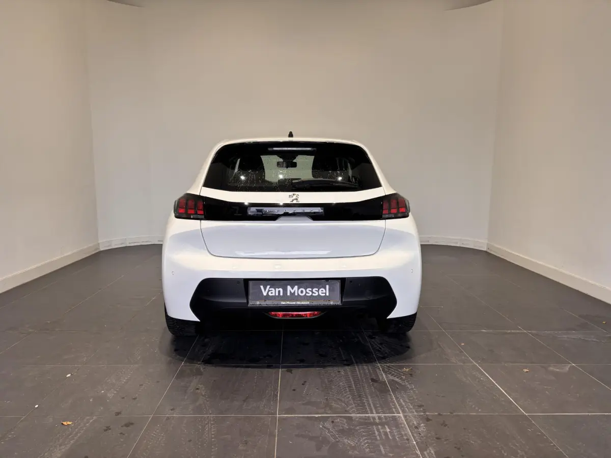 1.2 Active | APPLE CARPLAY & ANDROID AUTO | DAB | AIRCO | LED | 58 DKM |