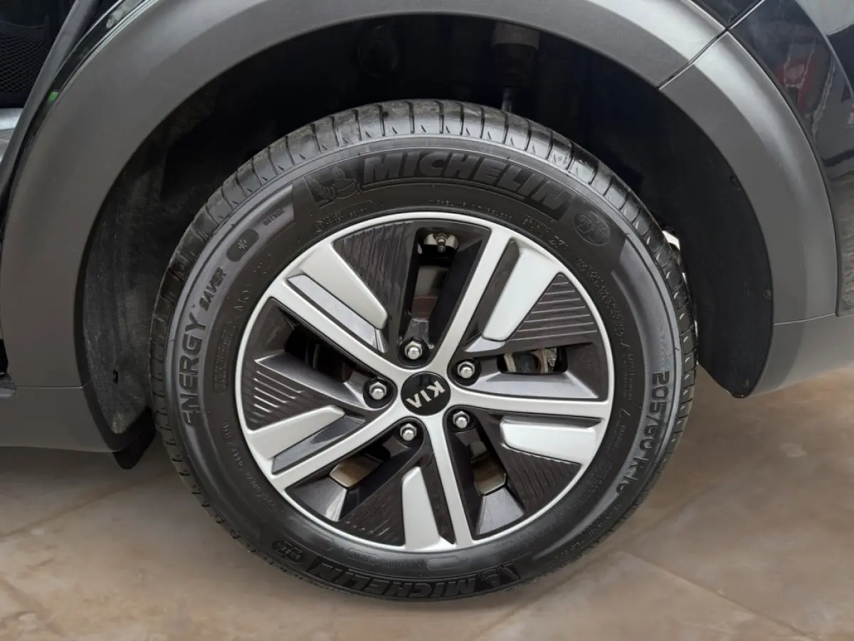 1.6 GDi Hybride DynamicLine | NL-auto | 1e eigenaar
