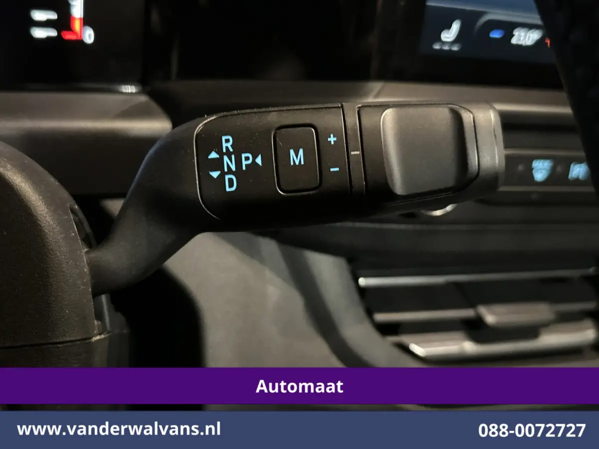 2.0 TDCI 136pk Automaat L1H1 Euro6 Airco | Camera | Navigatie | LED | LM Velgen | Apple Carplay Android Auto, Stoelverwarming, Verwarmde voorruit, Parkeersensoren, Bijrijdersbank