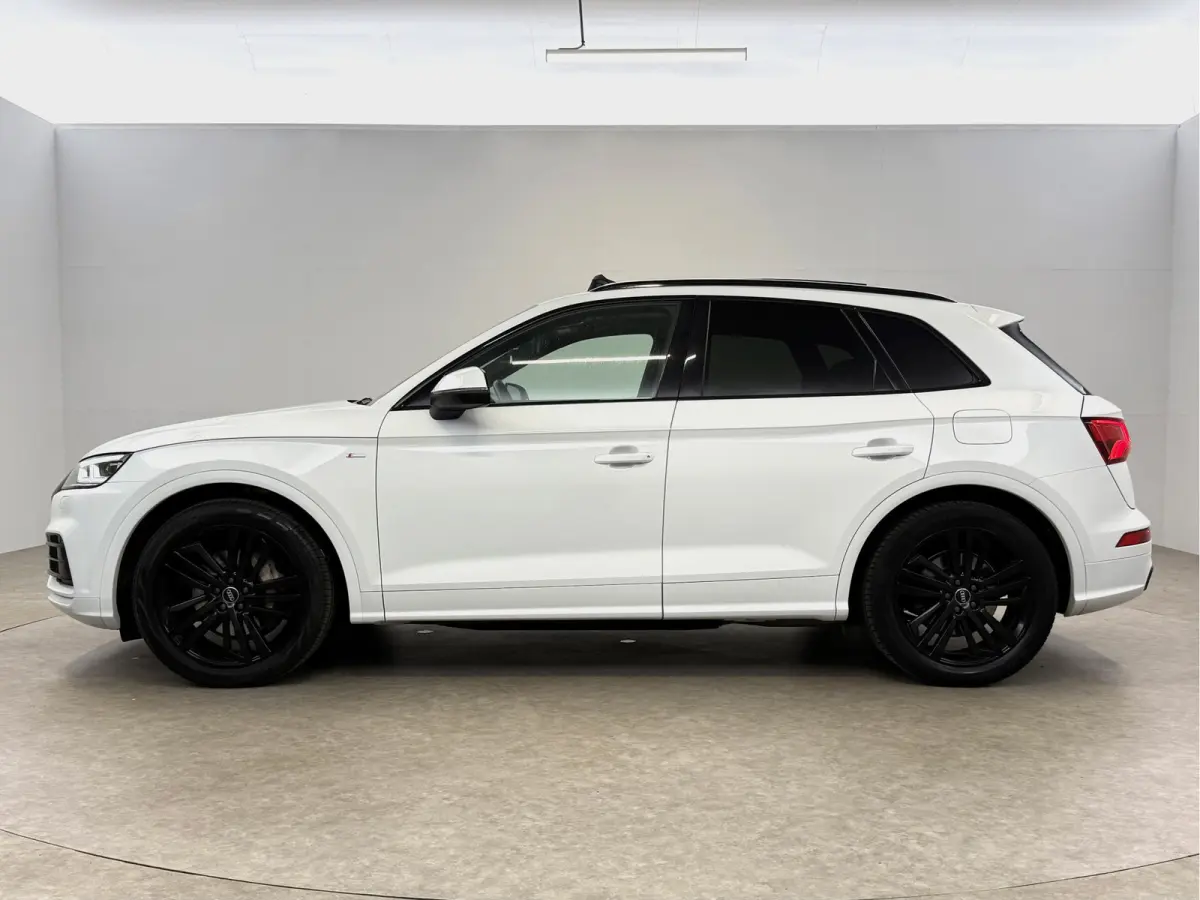 55 TFSI e Quattro Competition S-line Black Edition | Pano | Virtual | Carplay | Trekhaak | Luchtvering | Matrix LED