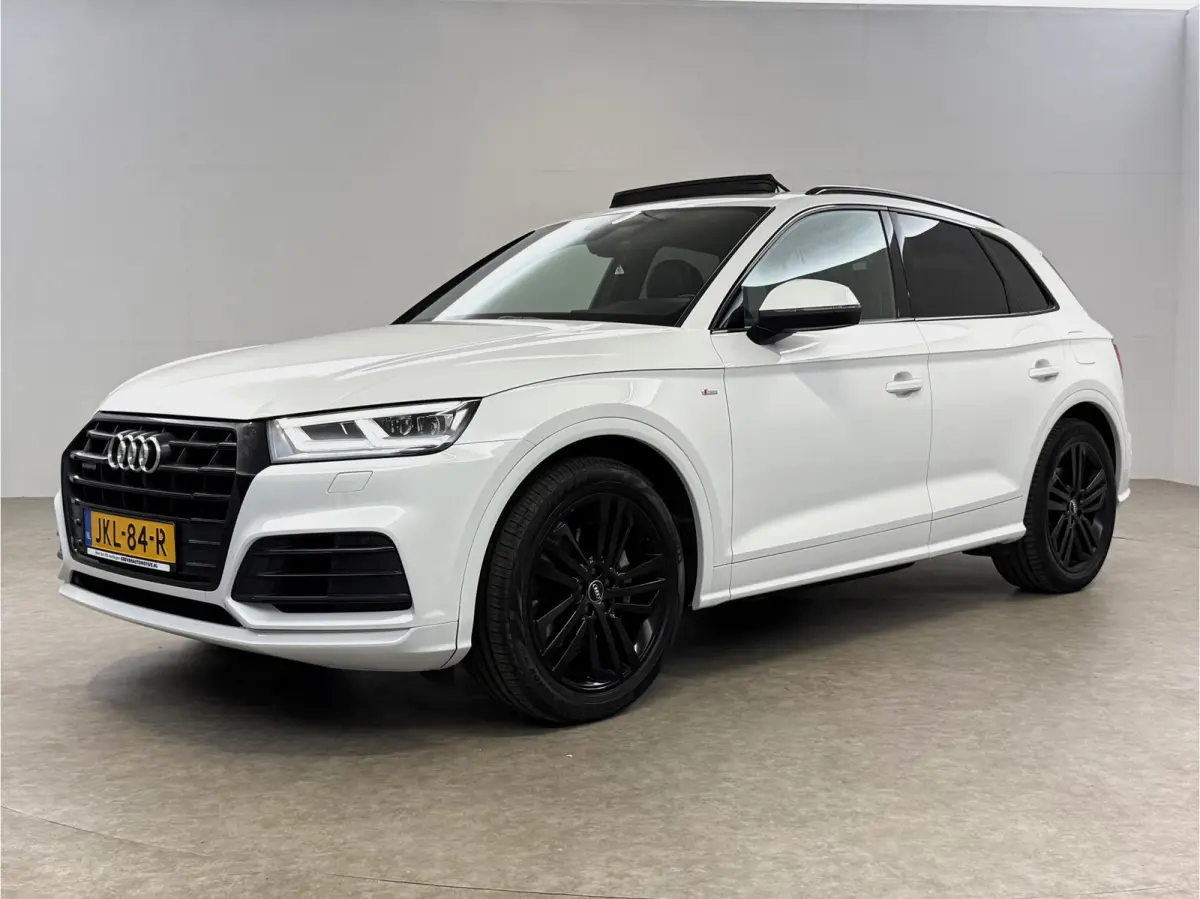 55 TFSI e Quattro Competition S-line Black Edition | Pano | Virtual | Carplay | Trekhaak | Luchtvering | Matrix LED