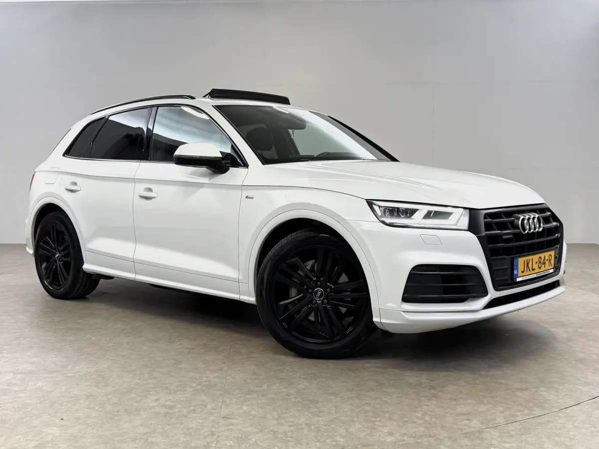 55 TFSI e Quattro Competition S-line Black Edition | Pano | Virtual | Carplay | Trekhaak | Luchtvering | Matrix LED