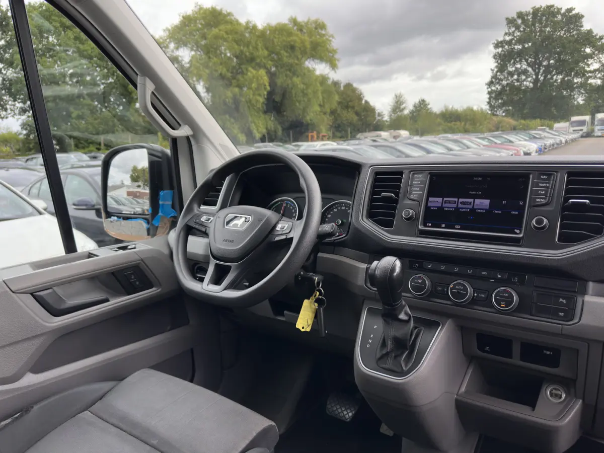 Basis 36 kWh L3 H3 (2-Fase) {Soh-88%} Aut. *HEATPUMP | NAVI-FULLMAP | AIRCO | CRUISE | 3-PERS | CAMERA | HEATED-ERGO-SEATS | PDC | DAB | WIFI | FULL-LED | CCS-FASTLOADER*