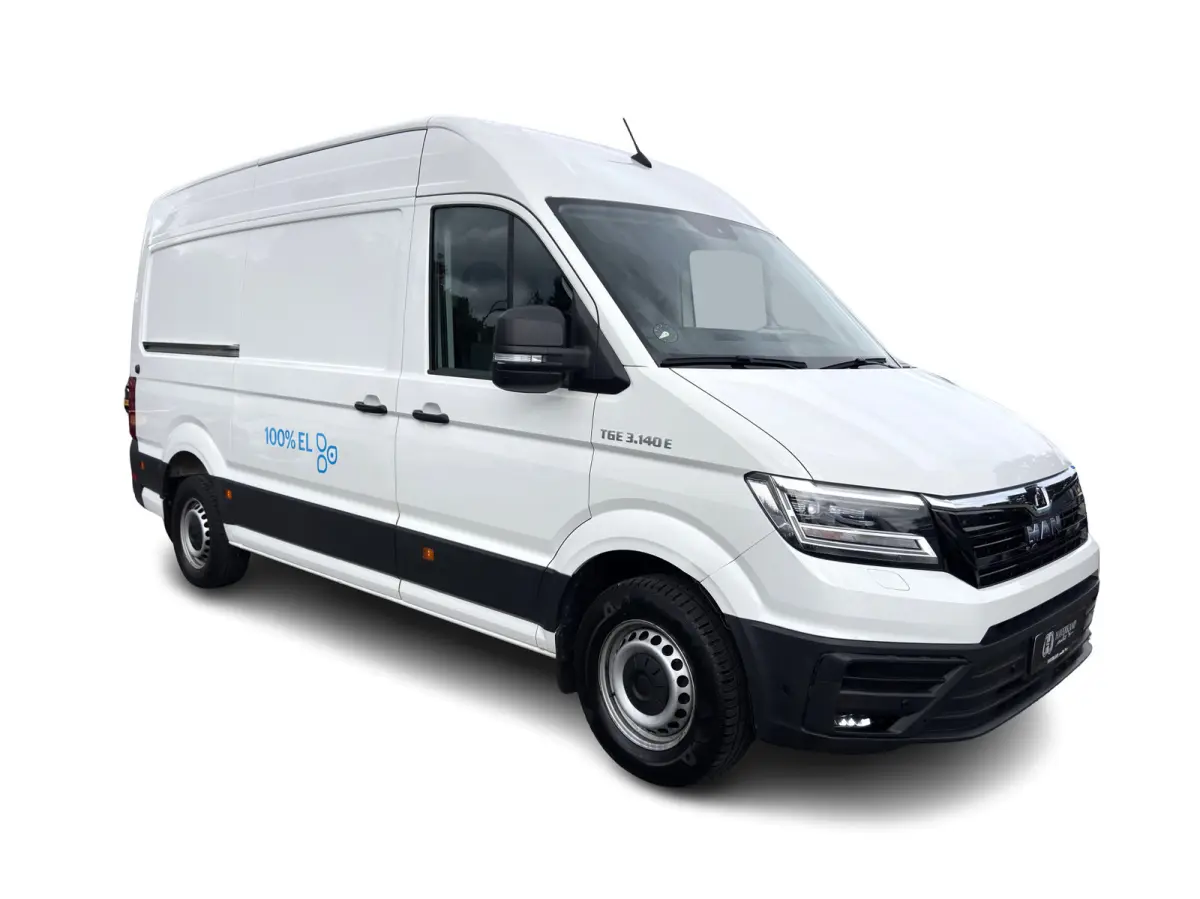 Basis 36 kWh L3 H3 (2-Fase) {Soh-88%} Aut. *HEATPUMP | NAVI-FULLMAP | AIRCO | CRUISE | 3-PERS | CAMERA | HEATED-ERGO-SEATS | PDC | DAB | WIFI | FULL-LED | CCS-FASTLOADER*