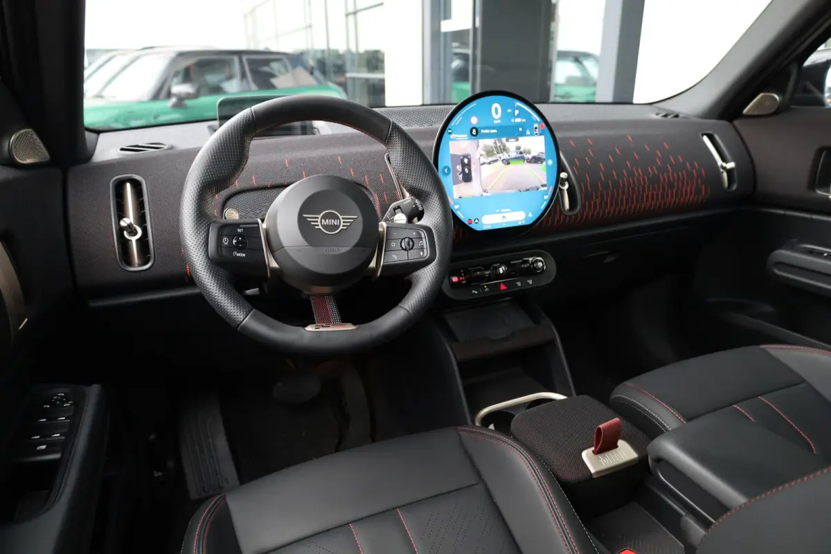 S ALL4 | John Cooper Works uitvoering | Glazen Panoramdak | Harman/Kardon | Head-Up Display | Stuur- & Stoelverwarming | Comfort Access