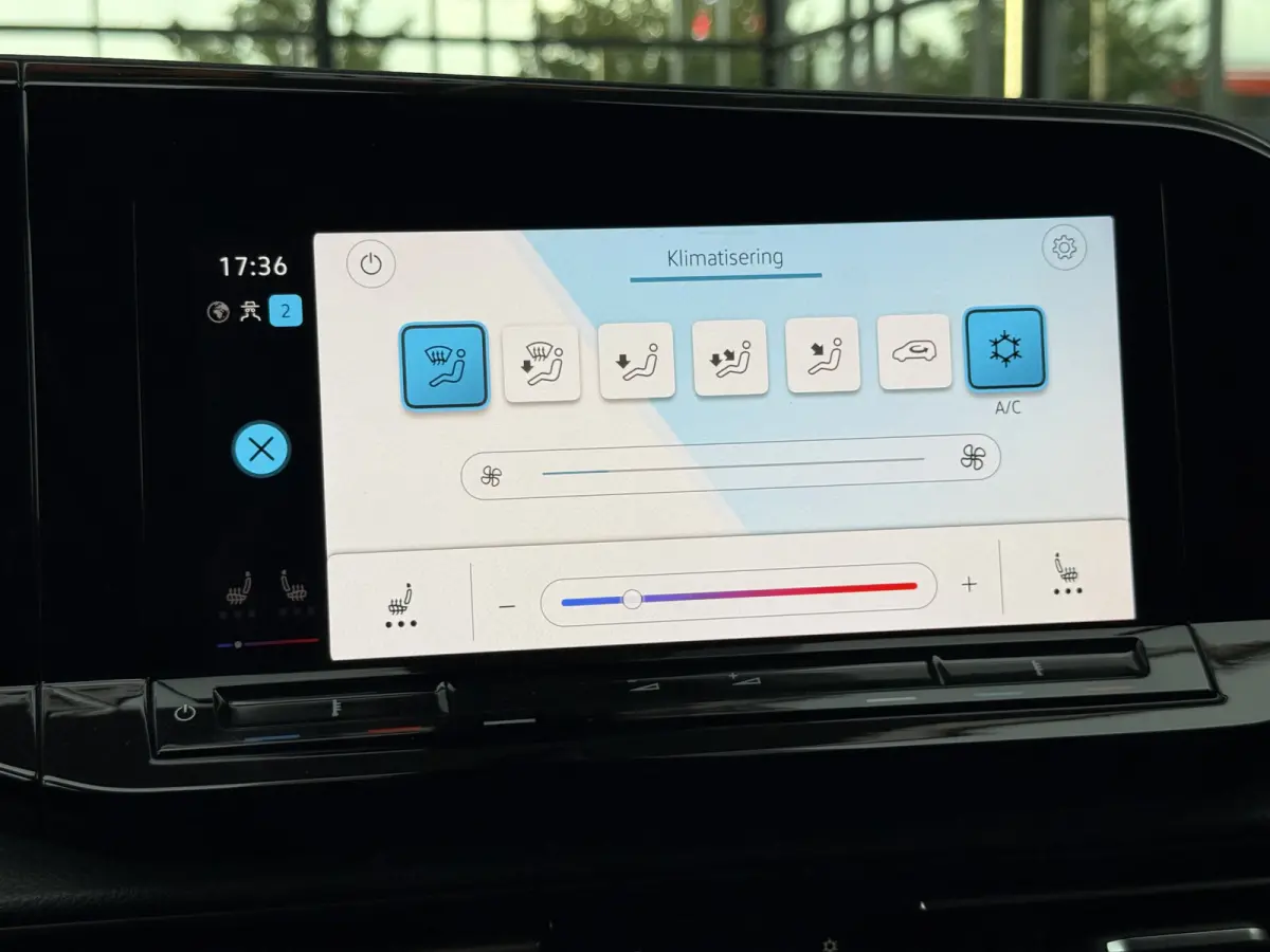 2.0 TDI | ZB-Edition | Trekhaak | Led | Leder | Camera