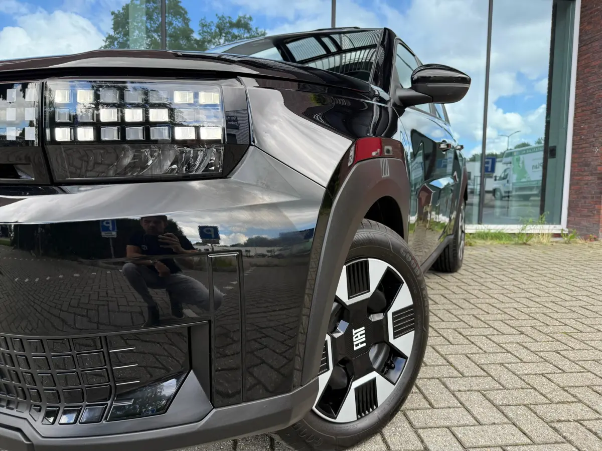 1.2 Hybrid ICON - Automaat - Media - Airco - Nieuw!! - Org.NL