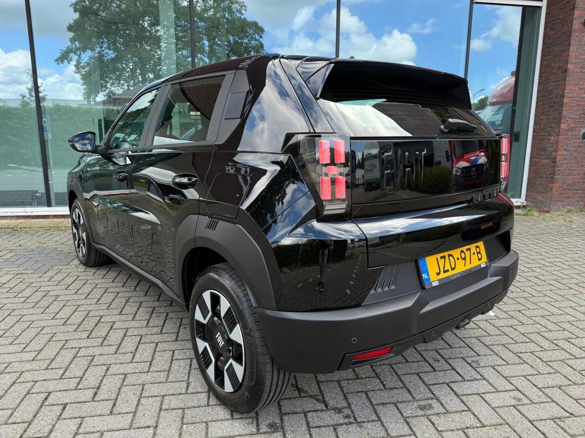 1.2 Hybrid ICON - Automaat - Media - Airco - Nieuw!! - Org.NL