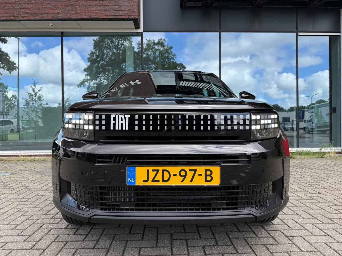 1.2 Hybrid ICON - Automaat - Media - Airco - Nieuw!! - Org.NL
