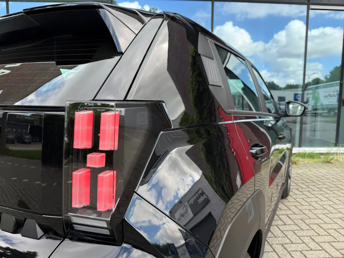 1.2 Hybrid ICON - Automaat - Media - Airco - Nieuw!! - Org.NL