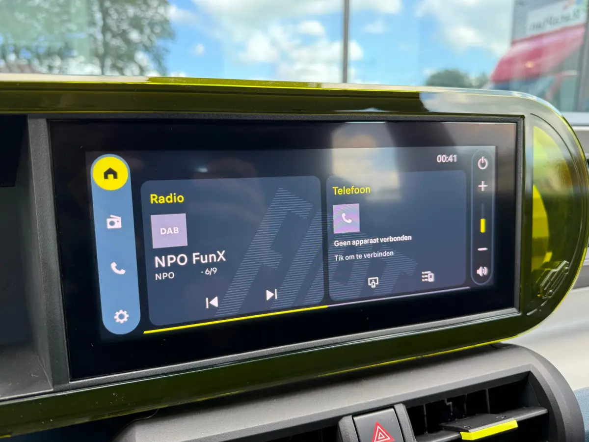 1.2 Hybrid ICON - Automaat - Media - Airco - Nieuw!! - Org.NL