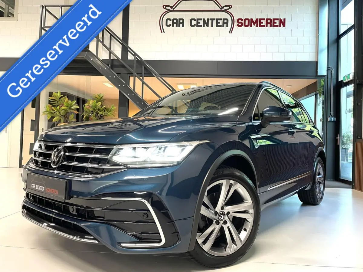 1.5 TSI R-Line/ Cam/ IQ LED/ CarPlay/ Trekhaak/ 19"LMV