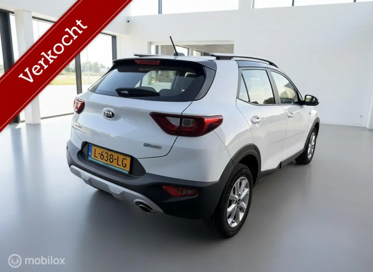 1.0 T-GDi MHEV DynamicLine | 48.706 km | Camera | Navi | CarPlay