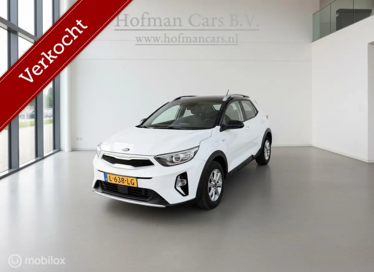 1.0 T-GDi MHEV DynamicLine | 48.706 km | Camera | Navi | CarPlay