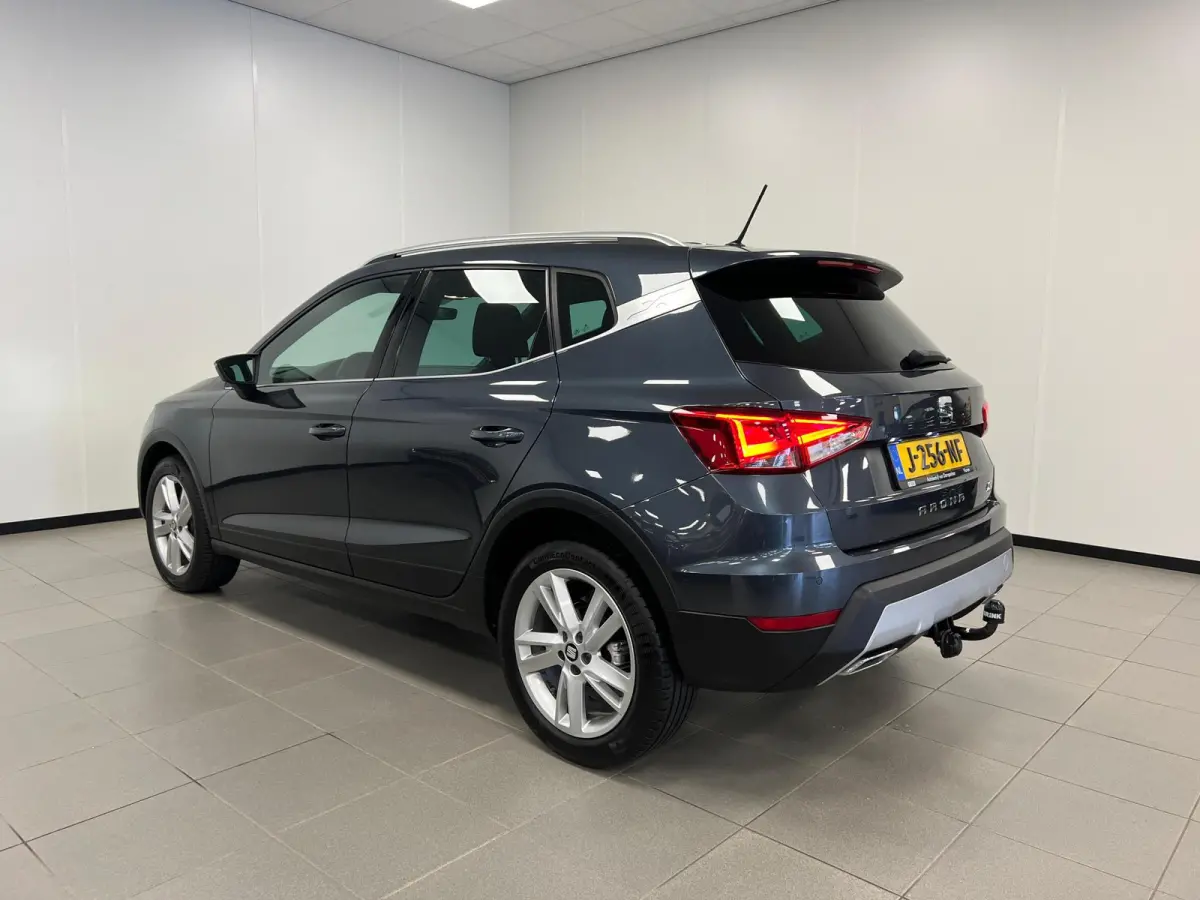 1.0 TSI FR Business Intense / stoelverw / trekh. /