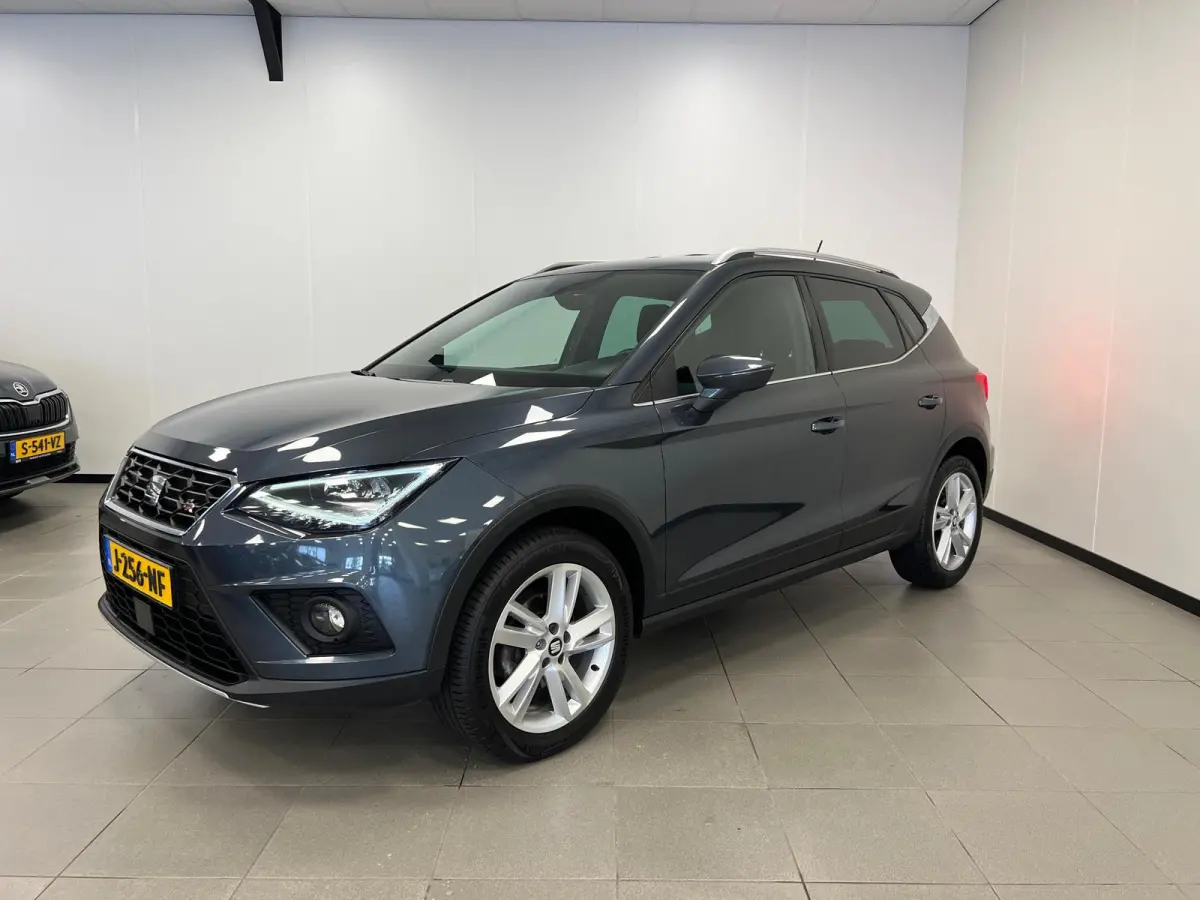 1.0 TSI FR Business Intense / stoelverw / trekh. /