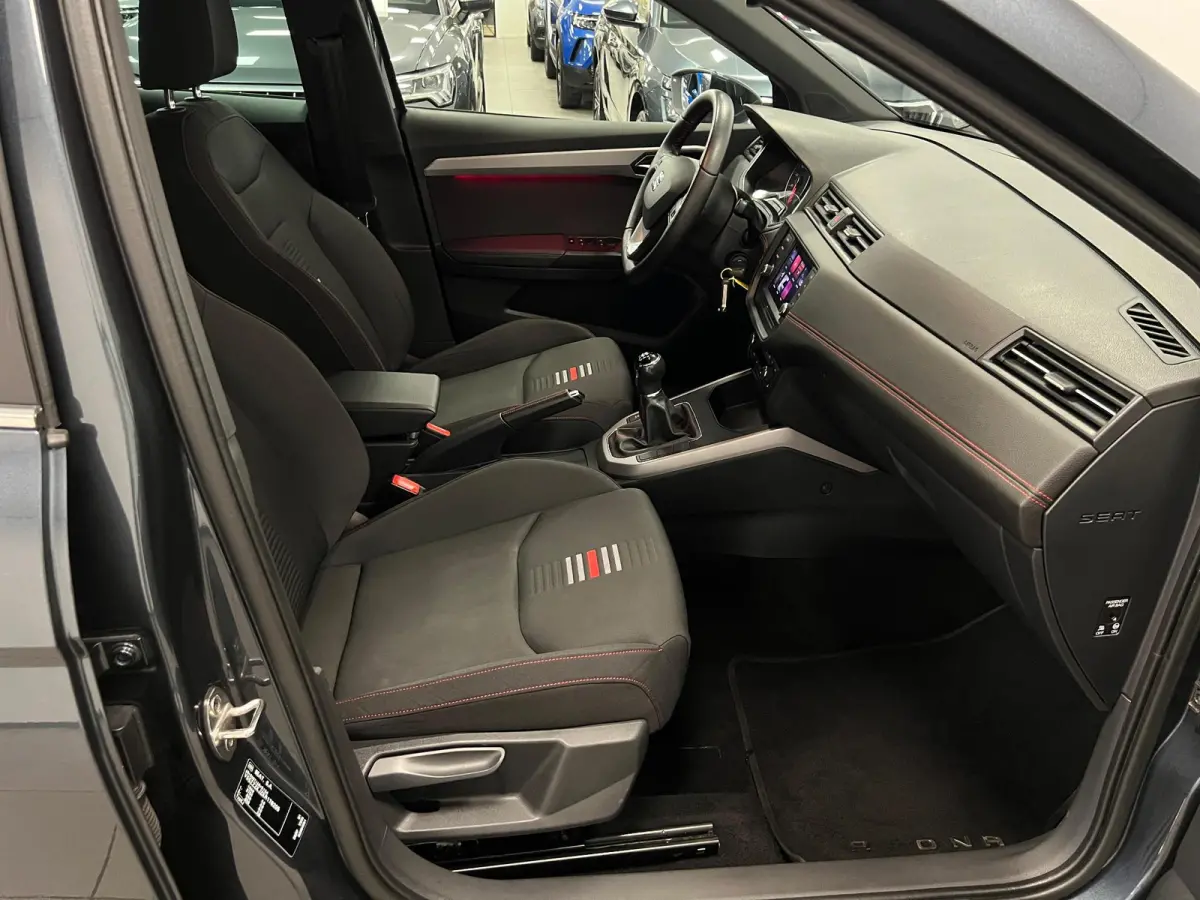 1.0 TSI FR Business Intense / stoelverw / trekh. /