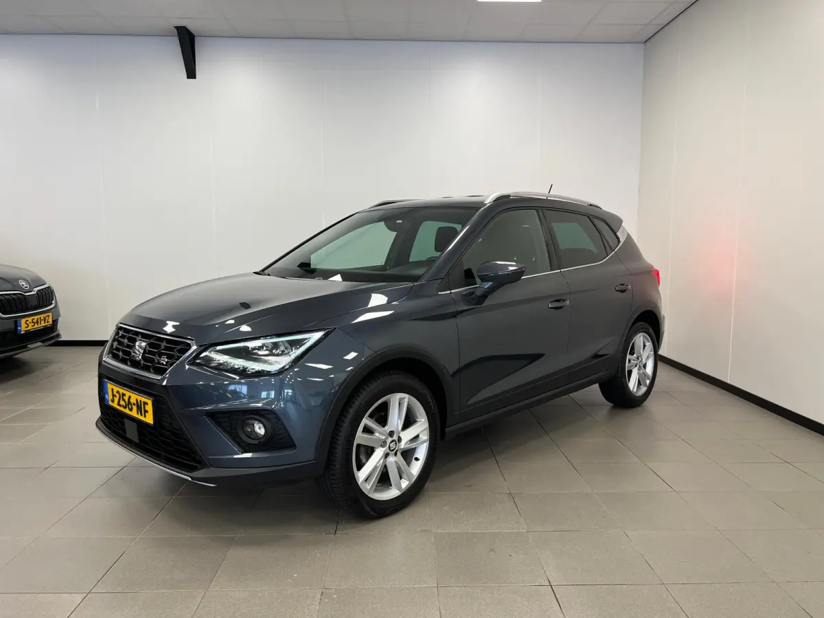 1.0 TSI FR Business Intense / stoelverw / trekh. /