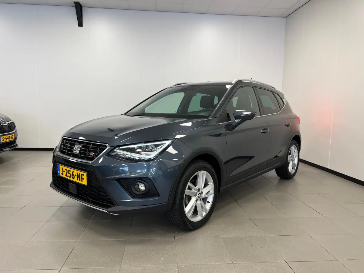 1.0 TSI FR Business Intense / stoelverw / trekh. /