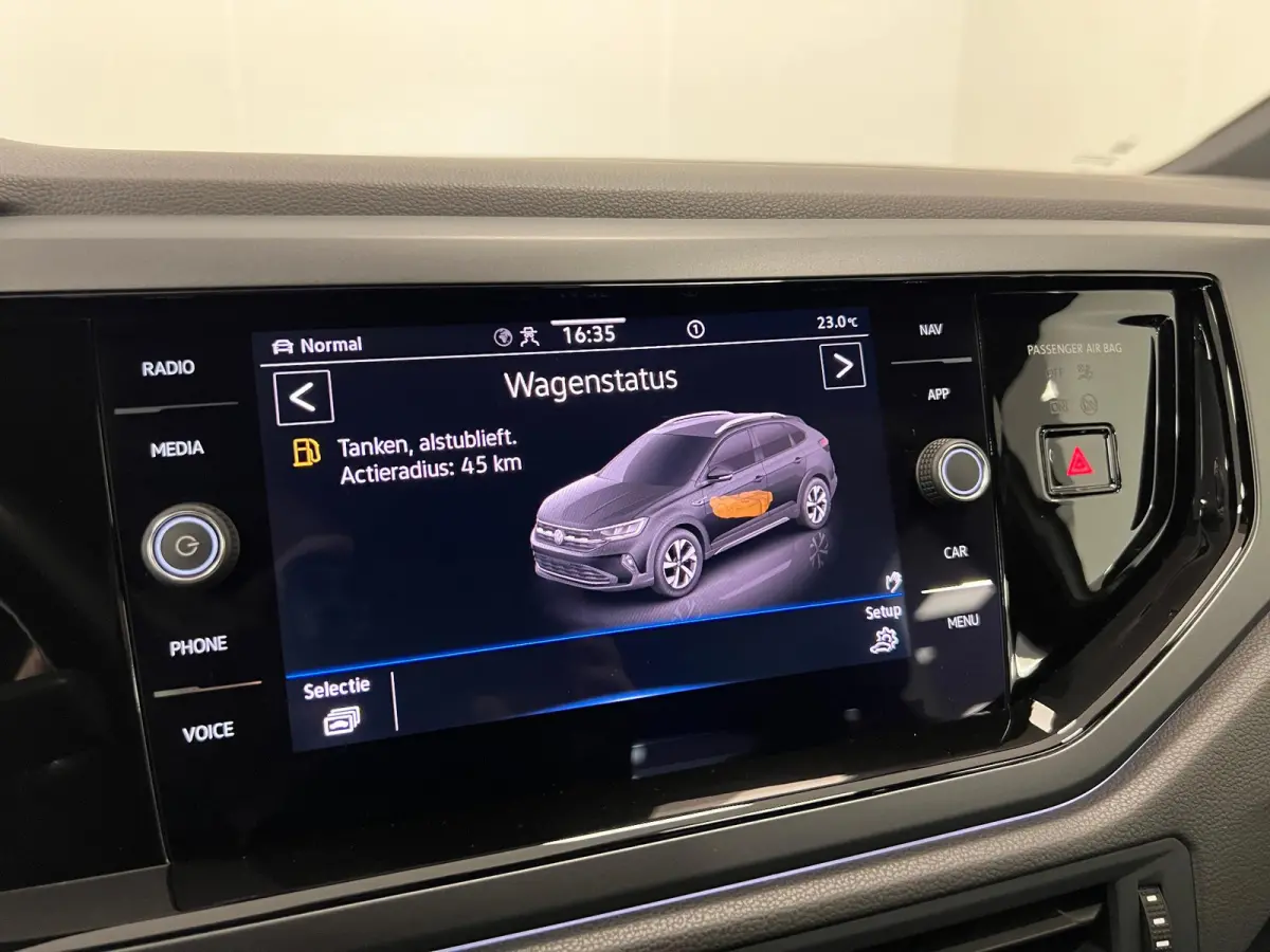 1.0 TSI R-LINE - AUTOMAAT - Business / Stoelverw. / Trekh. /