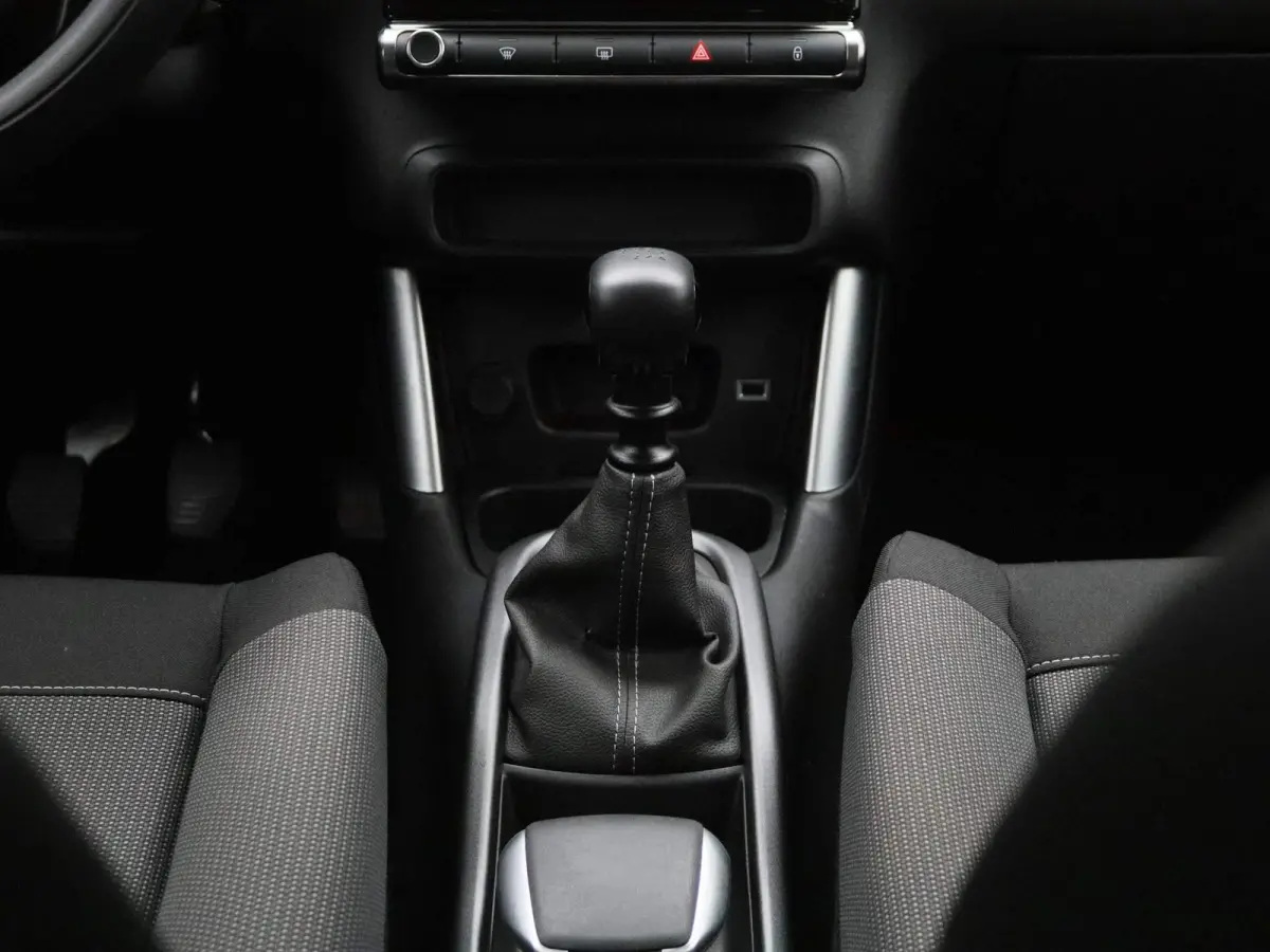 1.2 Feel | 110 PK | CRUISE CONTROL   AIRCO -|APPLE CARPLAY / ANDROID | 67 DKM |