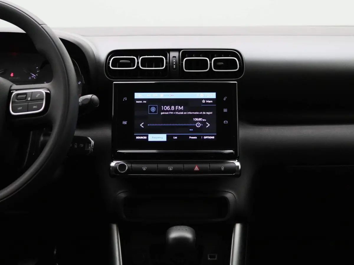 1.2 Feel | 110 PK | CRUISE CONTROL   AIRCO -|APPLE CARPLAY / ANDROID | 67 DKM |