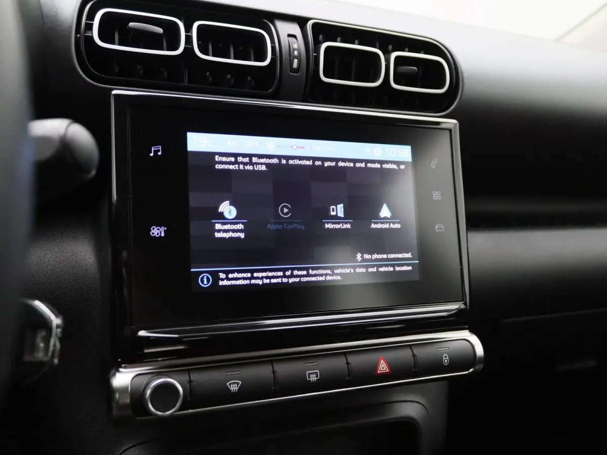 1.2 Feel | 110 PK | CRUISE CONTROL   AIRCO -|APPLE CARPLAY / ANDROID | 67 DKM |
