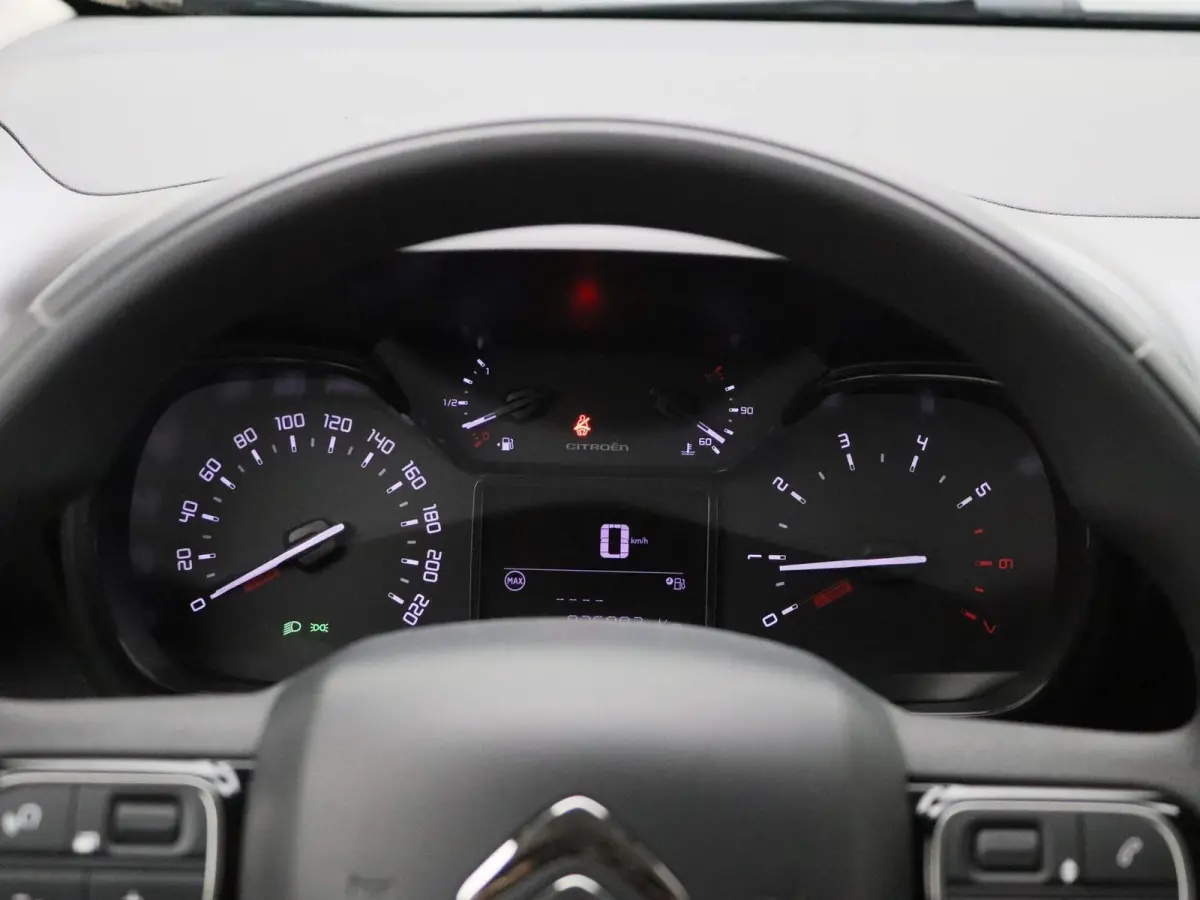 1.2 Feel | 110 PK | CRUISE CONTROL   AIRCO -|APPLE CARPLAY / ANDROID | 67 DKM |
