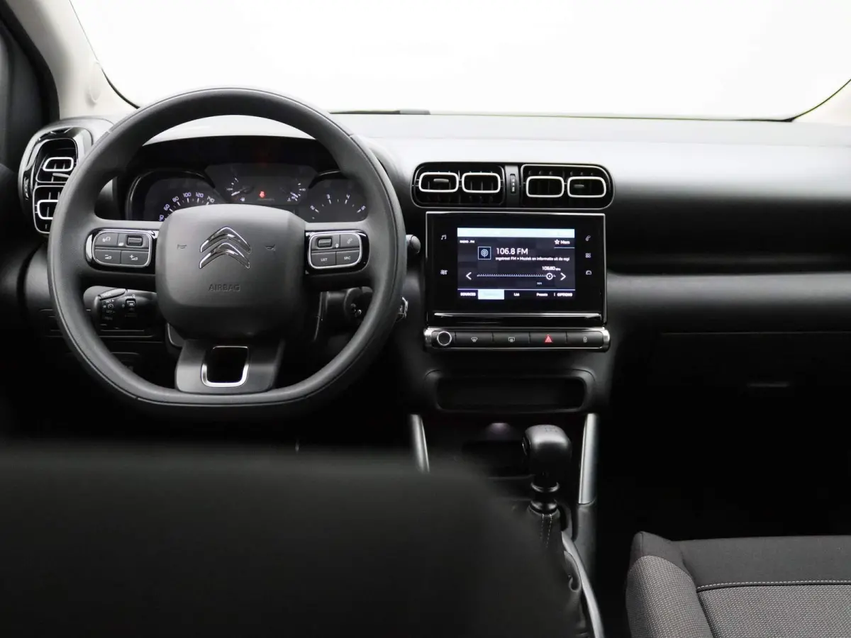 1.2 Feel | 110 PK | CRUISE CONTROL   AIRCO -|APPLE CARPLAY / ANDROID | 67 DKM |