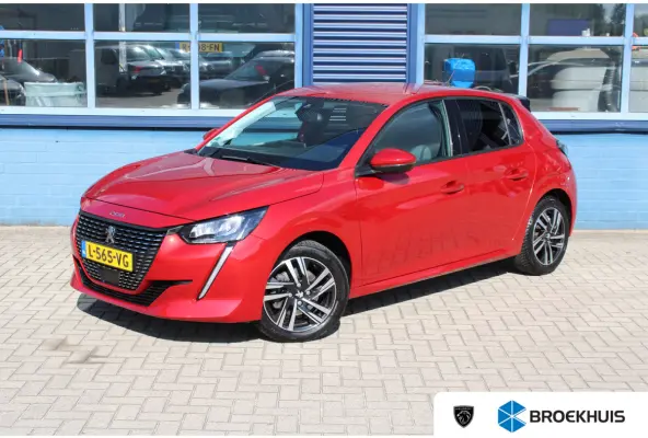 1.2 PureTech Allure Pack Automaat Navigatie | Trekhaak | Cruise Control | Climate Control