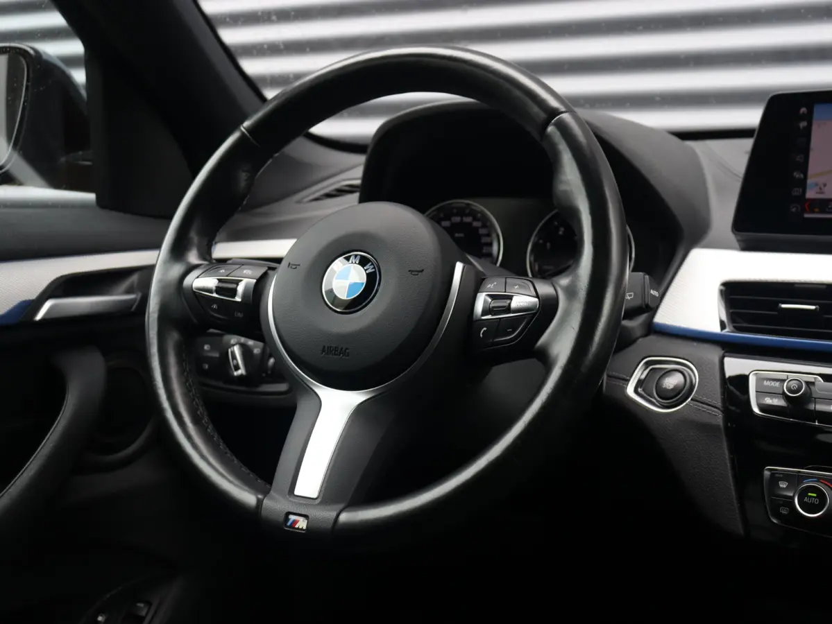 xDrive25e | Executive | M Sportpakket | Panodak | Trekhaak | Head-Up | Driving Assistant Plus | Parking Pack | Comfort Access | SoH 84% | 18'' LMV