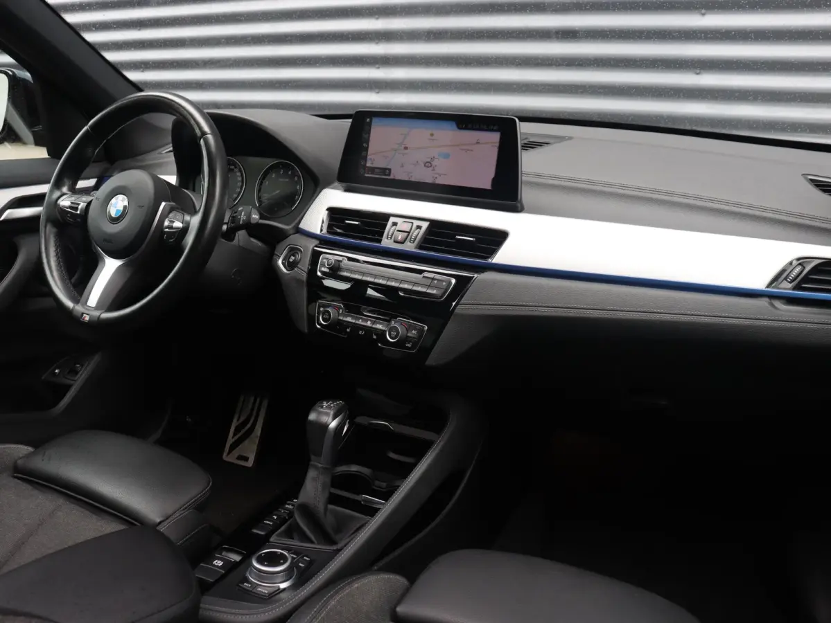 xDrive25e | Executive | M Sportpakket | Panodak | Trekhaak | Head-Up | Driving Assistant Plus | Parking Pack | Comfort Access | SoH 84% | 18'' LMV