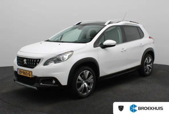 1.2 PureTech Allure Panormadak | Parkeersenoren | Camera | Navigatie | Climat Control | Cruise Control | 17" Lichtmetalen Velgen