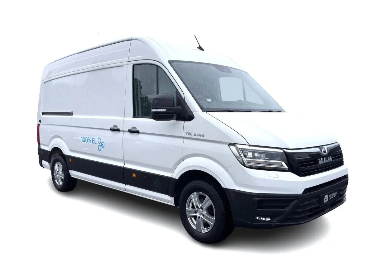 Basis 36 kWh L3 H3 (2-Fase) {Soh-86%} Aut. *HEATPUMP | NAVI-FULLMAP | AIRCO | CRUISE | CAMERA | HEATED-ERGO-SEATS | PDC | DAB | WIFI | FULL-LED | CCS-FASTLOADER | 18"ALU*